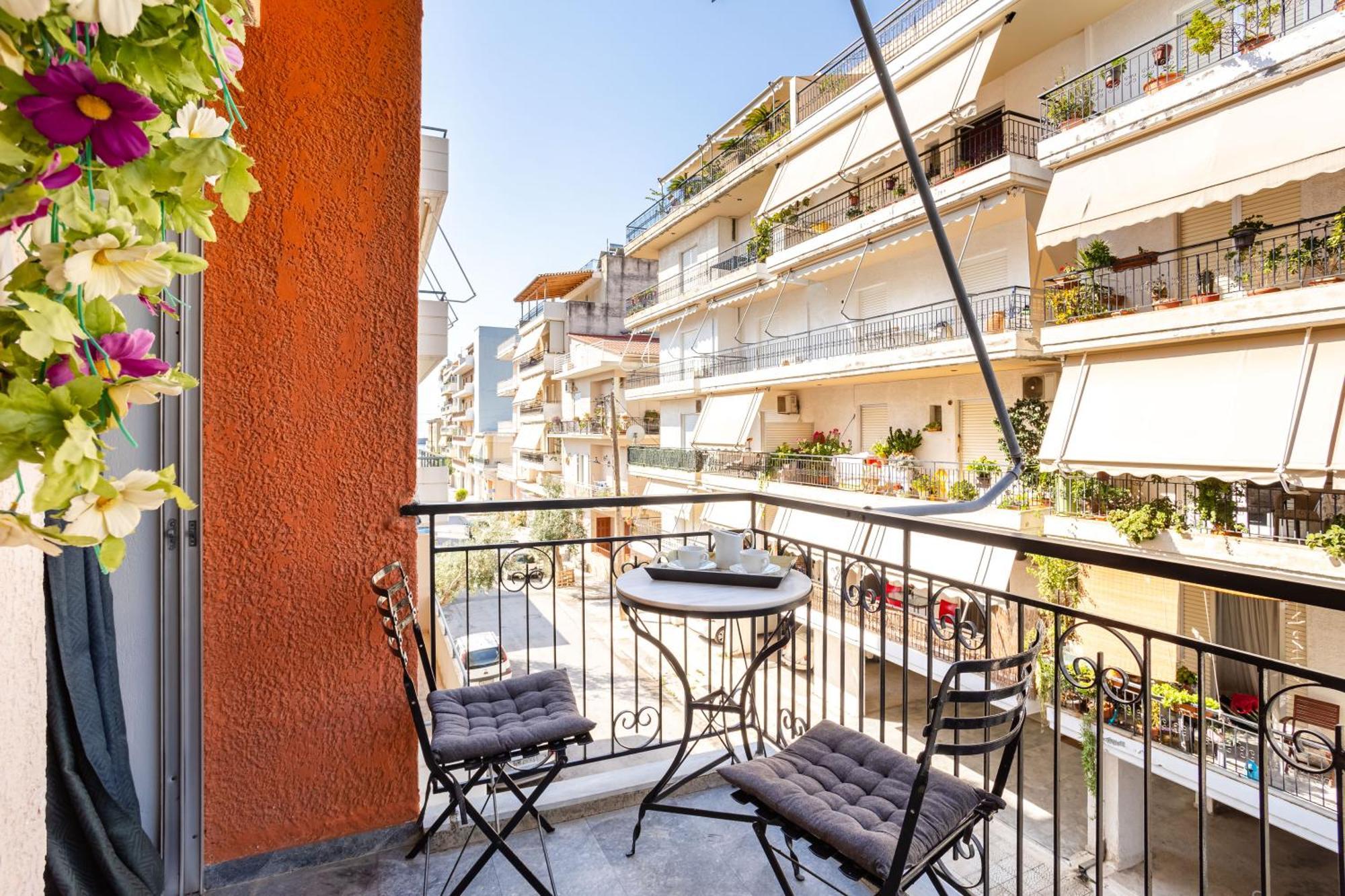 Vicky'S Cozy Nest, Your Home By The Sea Calamata Exterior foto