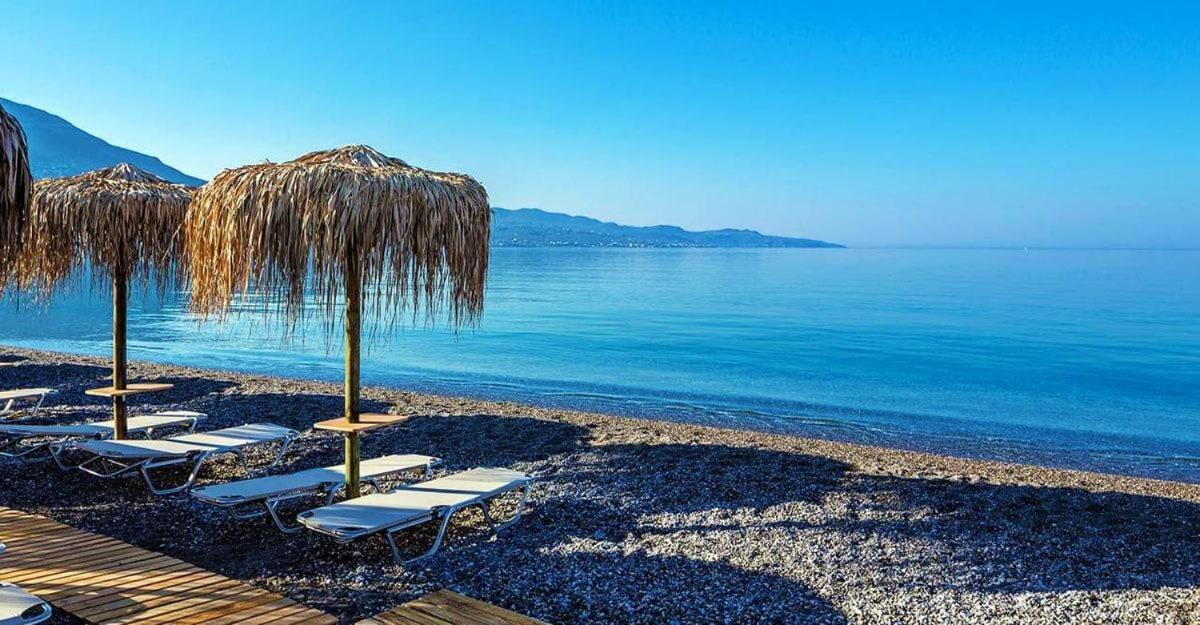 Vicky'S Cozy Nest, Your Home By The Sea Calamata Exterior foto